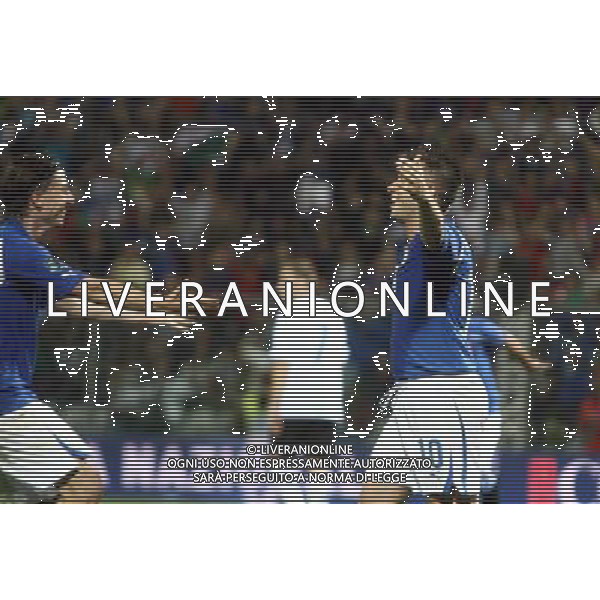 MODENA 03/06/2011 - ITALIA VS ESTONIA - QUALIFICAZIONI CAMPIONATI EUROPEI 2012 - NELLA FOTO: ESULTANZA DI ANTONIO CASSANO DOPO IL GOL DEL 2-0 ©SOLI / AGENZIA ALDO LIVERANI SAS