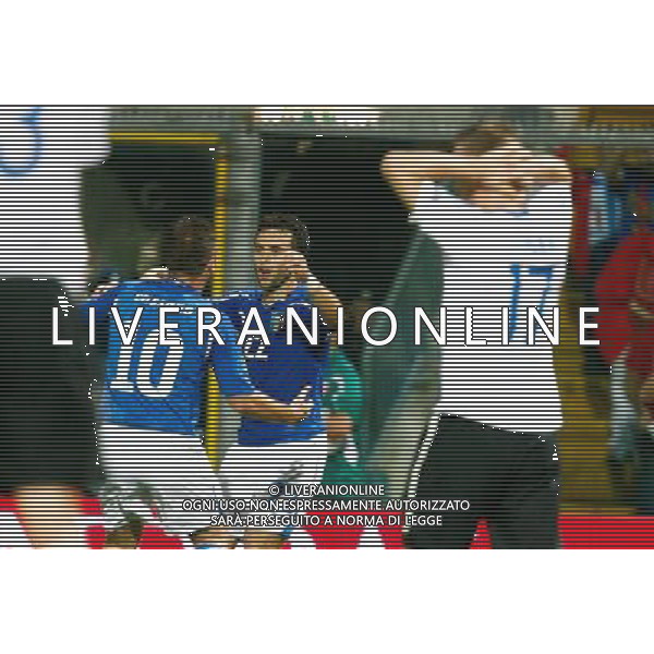 MODENA 03/06/2011 - ITALIA VS ESTONIA - QUALIFICAZIONI CAMPIONATI EUROPEI 2012 - NELLA FOTO: GIUSEPPE ROSSI ESULTANZA DOPO IL GOL DELL\'1-0 CON ANTONIO CASSANO ©SOLI / AGENZIA ALDO LIVERANI SAS