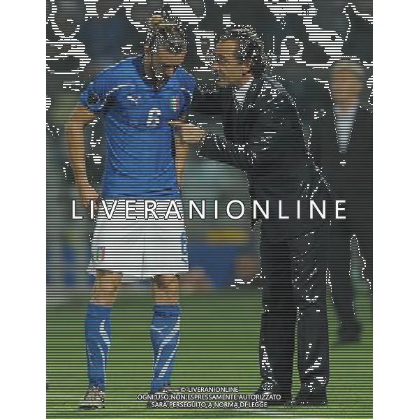 Qualificazioni ai Campionati Europei UEFA EURO 2012 Gruppo C Modena - 03.06.2011 Italia-Estonia Nella Foto: federico balzaretti e prandelli cesare /Ph.Vitez-Ag. Aldo Liverani