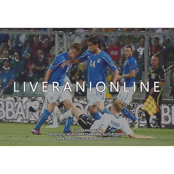 MODENA 03/06/2011 - ITALIA VS ESTONIA - QUALIFICAZIONI CAMPIONATI EUROPEI 2012 - NELLA FOTO: CLAUDIO MARCHISIO, ALBERTO AQUILANI E KLAVAN ©SOLI / AGENZIA ALDO LIVERANI SAS