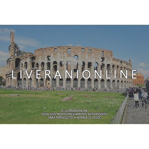 The Colosseum iselliptical amphitheatre, Rom. Photo by NEWSCOM OUT AG ALDO LIVERANI S A S