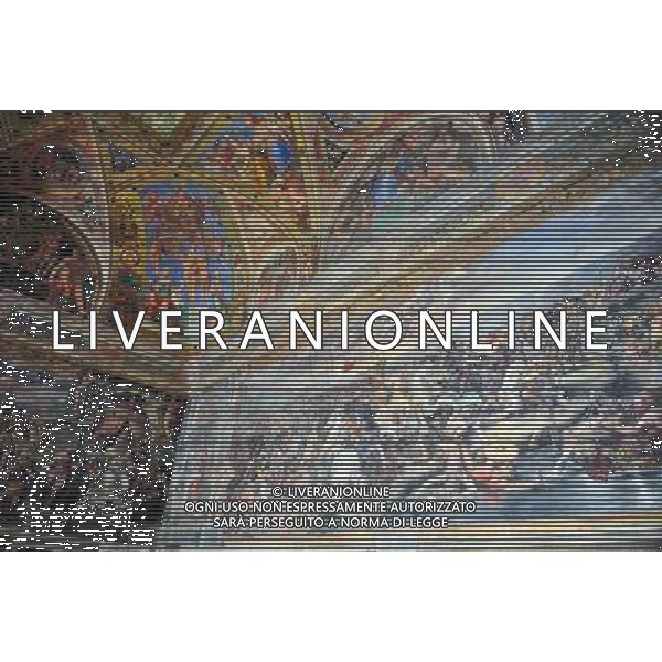 Artwork at the Vatican Museums.Raphael paints at the vatican museum. Photo by NEWSCOM OUT AG ALDO LIVERANI S A S