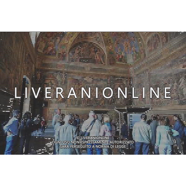 Artwork at the Vatican Museums.Raphael paints at the vatican museum. Photo by NEWSCOM OUT AG ALDO LIVERANI S A S