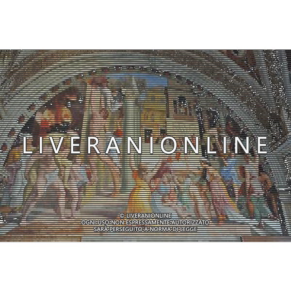 Artwork at the Vatican Museums.Raphael paints at the vatican museum. Photo by NEWSCOM OUT AG ALDO LIVERANI S A S