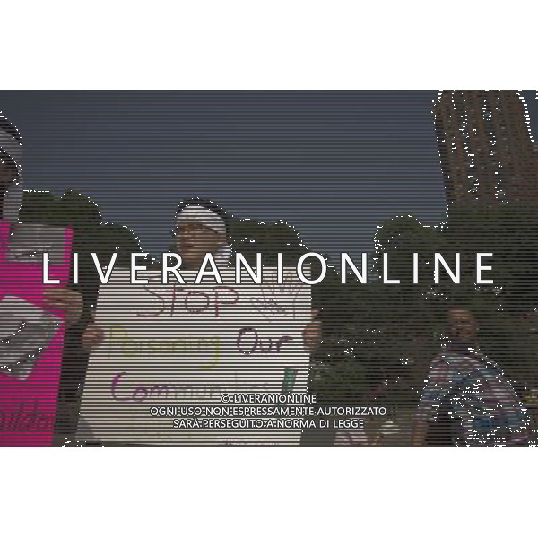 New York City youth and supporters, some wearing blindfolds protest against tobacco advertising in Union Square in New York on May 31, 2011. The teens chanting \'We\'ve seen enough\' protested in-store tobacco advertising. Research suggests exposure to in-store tobacco promotion is a primary cause of youth smoking. Ninety precent of adult smokers start before age 18. ©photoshot/Agenzia Aldo Liverani Sas - ITALY ONLY - Gli abitanti e Turisti a New York affollano la citta\' nell\'inizio non ufficiale dell\'estate