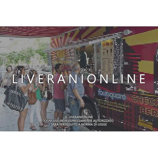 The Frying Dutchman food truck is seen in Greenwich Village in New York on Sunday, May 29, 2011. The truck, one of the ubiquitous food trucks that have sprung up, serves fries with an assortment of sauces and condiments. ©photoshot/Agenzia Aldo Liverani Sas - ITALY ONLY - Gli abitanti e Turisti a New York affollano la citta\' nell\'inizio non ufficiale dell\'estate