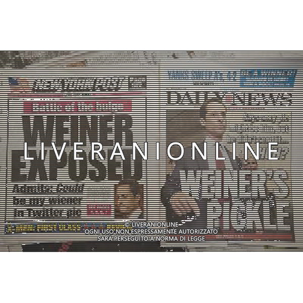 Headlines of New York tabloids on Thursday, June 2, 2011 report on NY Congressman Anthony Weiner and the embarrassing photograph that was sent from his Twitter account. ©photoshot/Agenzia Aldo Liverani Sas - ITALY ONLY - Gli abitanti e Turisti a New York affollano la citta\' nell\'inizio non ufficiale dell\'estate