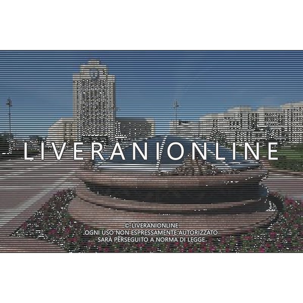 MINSK 03.06.2011 STOLICA BIALORUS --- CAPITOL CITY OF BELARUS PLAC NIEPODLEGLOSCI BIALORUSKI PANSTWOWY UNIWERSYTET PEDAGOGICZNY IM. MAKSIMA TANKA DOM RZADU --- INDEPENDENCE SQUARE MAXIM TANK BELARUSIAN STATE PEDAGOGICAL UNIVERSITY GOVERNMENT HOUSE FOT. PIOTR KUCZA/NEWSPIX.PL --- Newspix.pl *** Local Caption *** www.newspix.pl mail us: info@newspix.pl call us: 0048 022 23 22 222 --- Polish Picture Agency by Ringier Axel Springer Poland