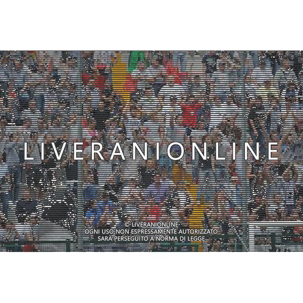 Campionato Lega PRO 1¡ Divisione girone A Playoff - Semifinale di ritorno Alessandria 5-06-2011 Alessandria - Salernitana nella foto: la curva nord dello stadio Moccagatta con i tifosi dell\'Alessandria foto Garavaglia - ag. Aldo Liverani sas