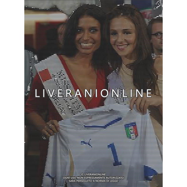 Amichevole Internazionale Liegi (Belgio) - 07.06.2011 Italia-Repubblica d\'Irlanda Nella Foto:tifose /Ph.Vitez-Ag. Aldo Liverani