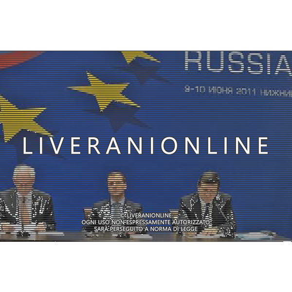 NIZHNV NOVGOROD, June 10, 2011 European Commission President Jose Manuel Barroso (R), Russian President Dmitry Medvedev (C) and EU President Herman Van Rompuy (L) attend a press conference after the end of Russia European Union (EU) talks in Nizhny Novgorod, Russia, on June 10, 2011.The 27th Russia EU summit kicked off Friday in the western Russian city of Nizhny Novgorod. It was attended by Russian President Dmitry Medvedev, European Council President Herman Van Rompuy and European Commission President Jose Manuel Barroso. (/Liu Lihang) (lhh) )/photoshot/AG ALDO LIVERANI SAS - ITALY ONLY - *** Local Caption *** .