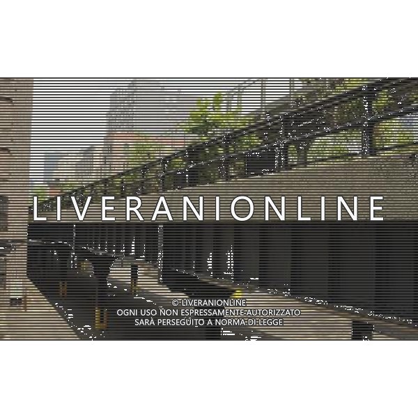 Views of the second section of The Highline that recently opened on June 10, 2011 in New York. NY. /PHOTOSHOT/AG ALDO LIVERANI SAS - ITALY ONLY - *** Local Caption *** .
