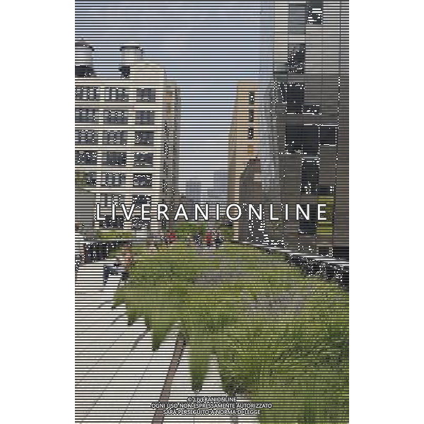 Views of the second section of The Highline that recently opened on June 10, 2011 in New York. NY. /PHOTOSHOT/AG ALDO LIVERANI SAS - ITALY ONLY - *** Local Caption *** .