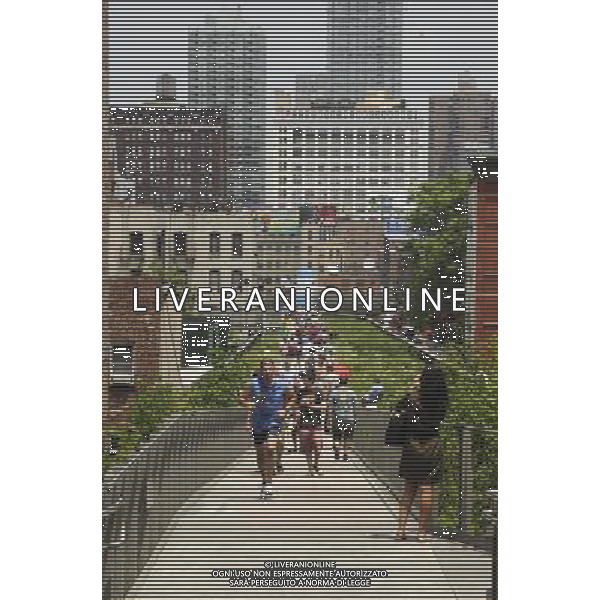 Views of the second section of The Highline that recently opened on June 10, 2011 in New York. NY. /PHOTOSHOT/AG ALDO LIVERANI SAS - ITALY ONLY - *** Local Caption *** .