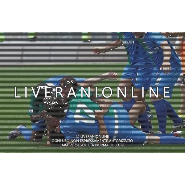Feralpi Salo\'-Pro Patria Campionato Calcio Lega Pro 2 Play off 12 Giugno 2011 a Salo\' nella foto i giocatori esultano al fischio finale la promozione Ph Fotolive Felice Calabro\'/Agenzia Aldo Liverani Sas