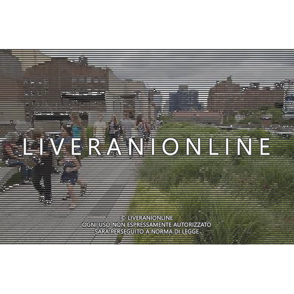 NEW YORK - Phase Two of The High Line opened on June 7, 2011. AG. ALDO LIVERANI SAS - ITALY ONLY *** Local Caption *** .