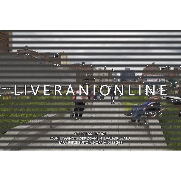 NEW YORK - Phase Two of The High Line opened on June 7, 2011. AG. ALDO LIVERANI SAS - ITALY ONLY *** Local Caption *** .