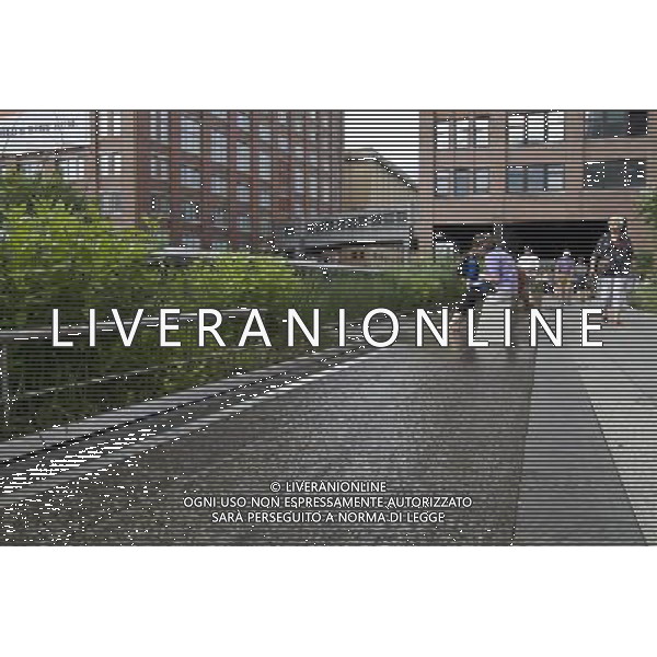 NEW YORK - Phase Two of The High Line opened on June 7, 2011. AG. ALDO LIVERANI SAS - ITALY ONLY *** Local Caption *** .