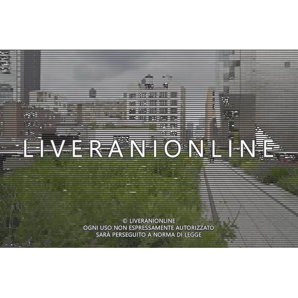 NEW YORK - Phase Two of The High Line opened on June 7, 2011. ©photoshot/Agenzia Aldo Liverani Sas - ITALY ONLY - Inaugurata la seconda sezione di High Line, il parco pubblico sopraelevato di New York City, il percorso pedonale a nove metri di altezza che duplica la sua lunghezza: 1,6 chilometri