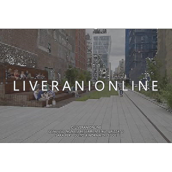 NEW YORK - Phase Two of The High Line opened on June 7, 2011. ©photoshot/Agenzia Aldo Liverani Sas - ITALY ONLY - Inaugurata la seconda sezione di High Line, il parco pubblico sopraelevato di New York City, il percorso pedonale a nove metri di altezza che duplica la sua lunghezza: 1,6 chilometri
