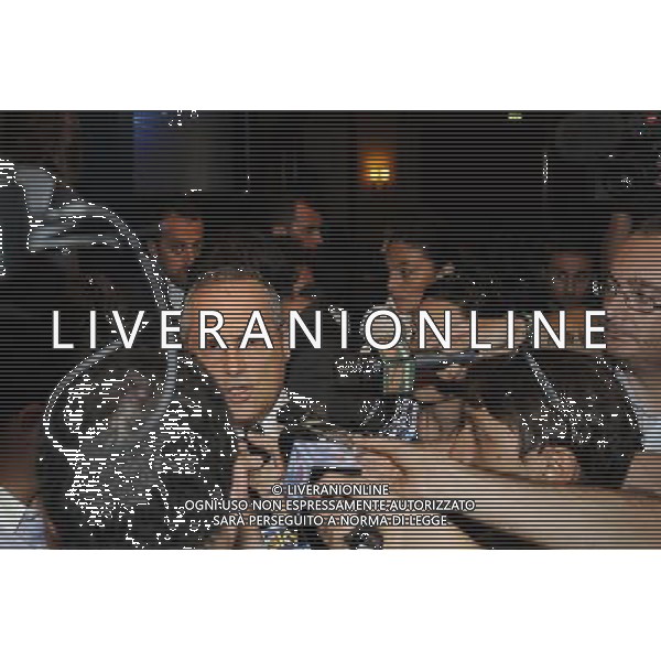 Roma - 20/06/2011 - Hotel Hilton Airport - Assemblea Straordinaria Lega Calcio - nella foto: Claudio Lotito assediato dai cronisti Œ© Fabrizio Corradetti - Ag. Aldo Liverani sas