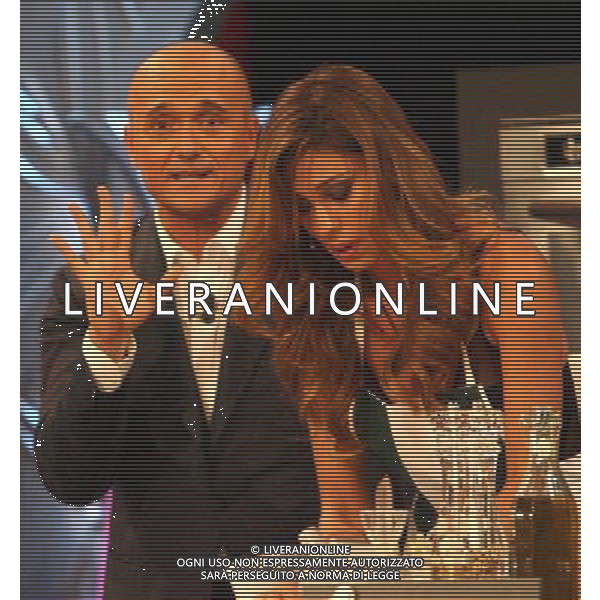 MILANO - 21/6/2011 COLOGNO MONZESE TRASMISSIONE TELEVISIVA \'LA NOTTE DEGLI CHEF\' NELLA FOTO BELEN RODRIGUEZ ALFONSO SIGNORINI PH.FIOCHI/ALDO LIVERANI SAS