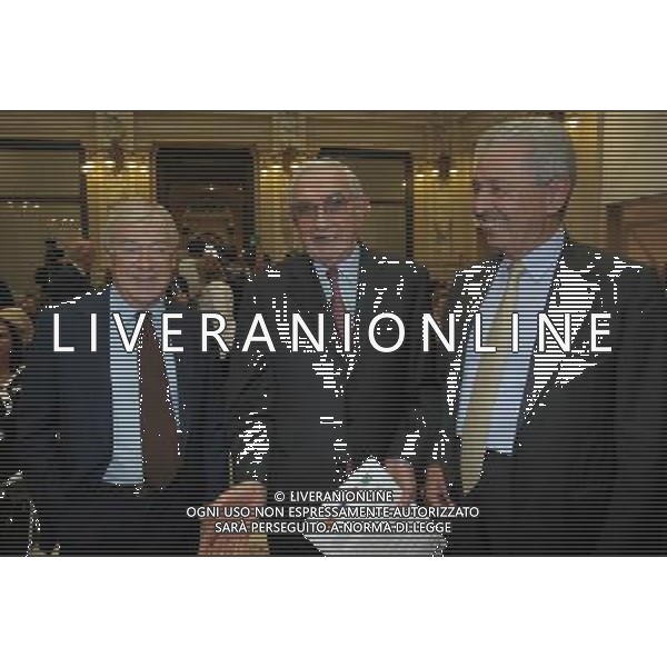 MILANO 22/6/2011 PIAZZA DELLA SCALA, 6 INTESA SANPAOLO PRESENTA: -PROGETTO CULTURA- NELLA FOTO GIUSEPPE GUZZETTI, ROBERTO MAZZOTTA E PAOLO GALIMBERTI FOTO ROMANO/AG ALDO LIVERANI 