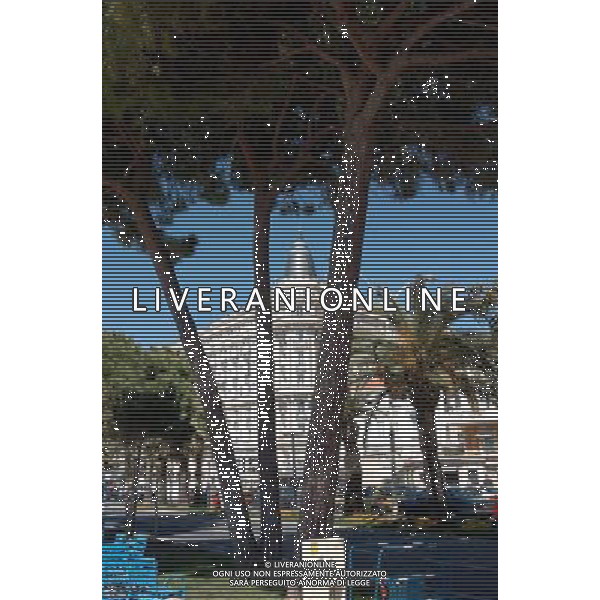 Cannes (FRA)2004 nella foto il carlton hotel ph marco luzzani/ag aldo liverani s.a.s.