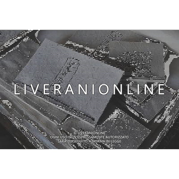 NYINMO, June 23, 2011 Photo taken on June 22, 2011 shows booklets made of Nyinmo paper in Nyinmo, southwest China\'s Tibet Autonomous Region. The lantern is decorated by leaves and petals sandwiched between two layers of paper. The time honored Nyinmo paper is one of the three types of Tibetan traditional handmade paper. The paper is made from a kind of grass root. The grass root is poisonous, so paper made from it will not corrode or be eaten by insects, and it can keep intact for long. Nyinmo paper is widely used in printing documents and sutra in Tibet. Thanks to its durability, many ancient books are well preserved. (/Tao Xiyi) (hdt)