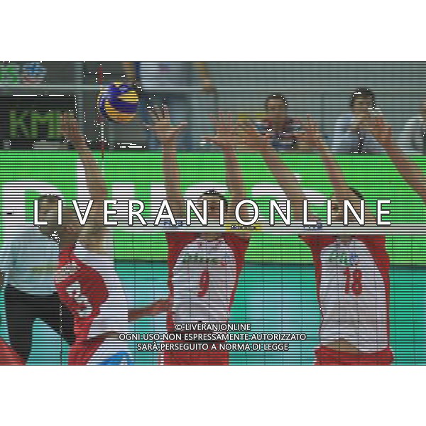 24.06.2011 LODZ SIATKOWKA LIGA SWIATOWA FIVB MEN\'S VOLLEYBALL WORLD LEAUGE 2011 POLSKA PORTORYKO JUAN FIGUEROA ZBIGNIEW BARTMAN MARCIN MOZDZONEK KAMIL JOZWIAK / NEWSPIX.PL --- Newspix.pl *** Local Caption *** www.newspix.pl mail us: info@newspix.pl call us: 0048 022 23 22 222 --- Polish Picture Agency by Ringier Axel Springer Poland