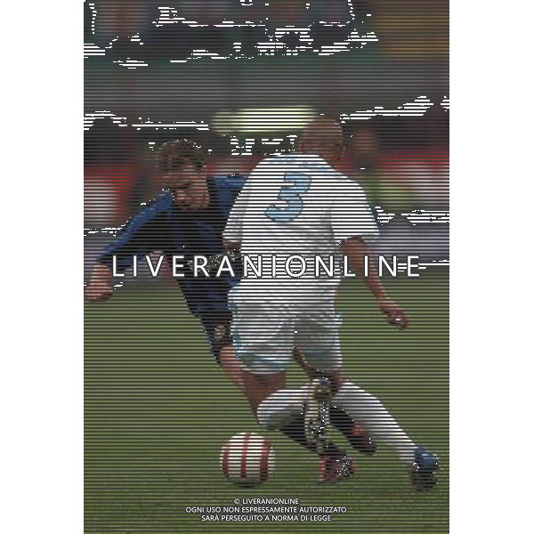 Inter-Olympique marsiglia Coppa Uefa 14/04/2004 nella foto andy van der meyde e dos santos agenzia aldo liverani