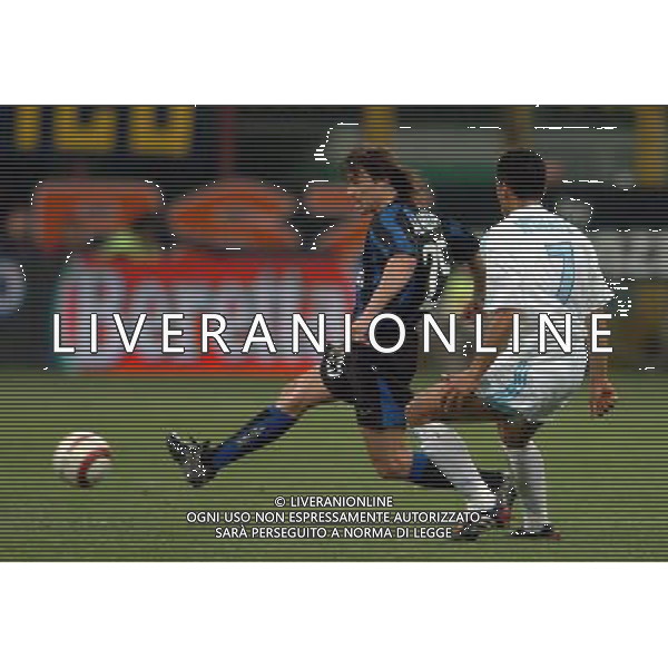Inter-Olympique marsiglia Champions League 14/04/2004 nella foto matias almeyda e n\'diaye agenzia aldo liverani