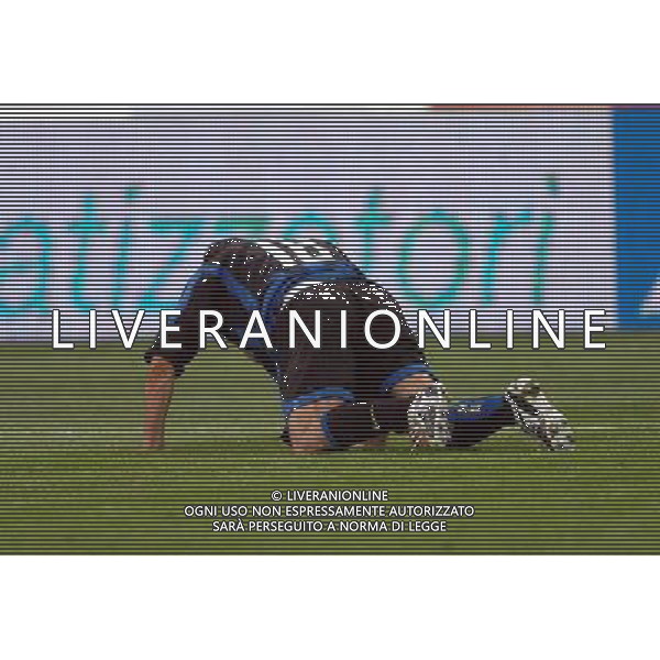 Inter-Olympique marsiglia Coppa Uefa 14/04/2004 nella foto la delusione di kily gonzalez agenzia aldo liverani