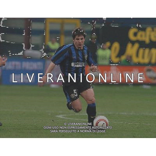 MILANO 14/04/04 QUARTI DI FINALE DI COPPA UEFA 2003/04 INTER-MARSIGLIA NELLA FOTO EMRE BELOZOGLU PH GIGI ARCAINI/AG.ALDO LIVERANI