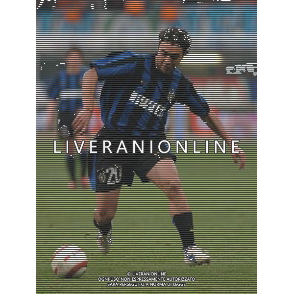 MILANO 14/04/04 QUARTI DI FINALE DI COPPA UEFA 2003/04 INTER-MARSIGLIA NELLA FOTO RECOBA ALVARO PH GIGI ARCAINI/AG.ALDO LIVERANI
