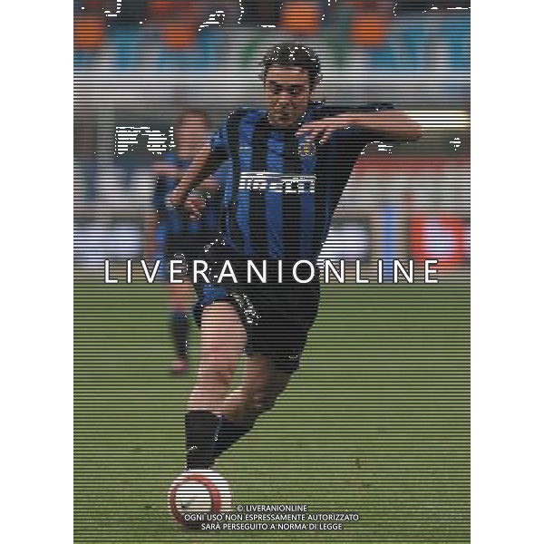 MILANO 14/04/04 QUARTI DI FINALE DI COPPA UEFA 2003/04 INTER-MARSIGLIA NELLA FOTO RECOBA ALVARO PH GIGI ARCAINI/AG.ALDO LIVERANI