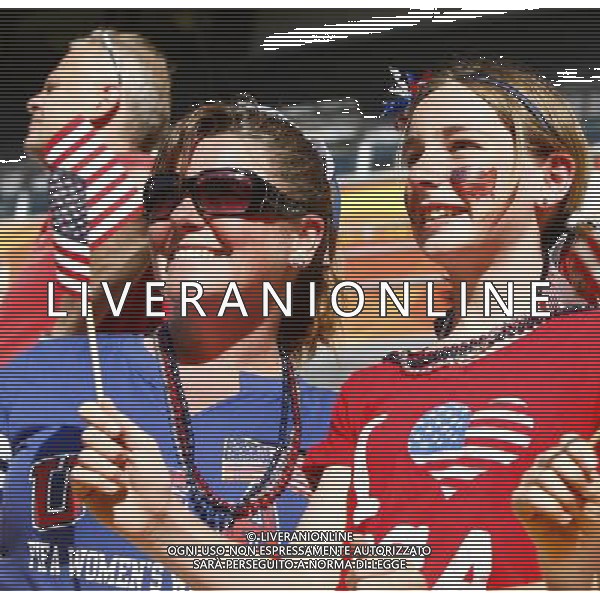 (110629) -- DRESDEN, June 29, 2011 (Xinhua) -- Two fans of the United States react during the Group C first round match between the United States and the Democratic People\'s Republic of Korea (DPRK) at the 2011 FIFA Women\'s World Cup at the Rudolf-Harbig-Stadion in Dresden, Germany, June 28, 2011. (Xinhua/Ding Xu)