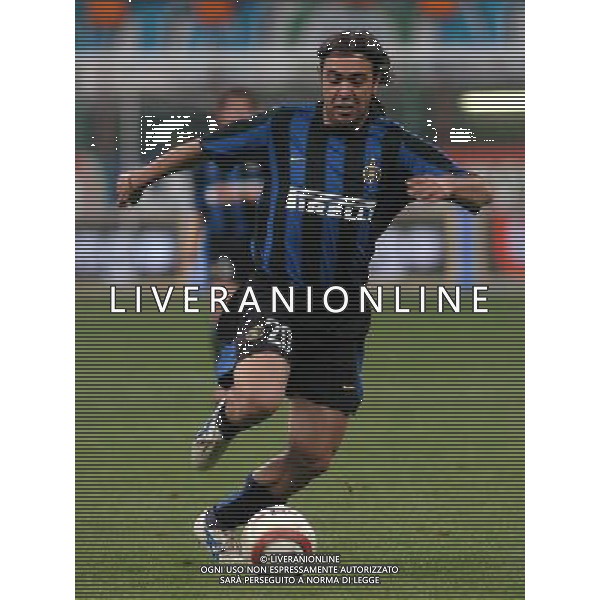 MILANO 14/04/04 QUARTI DI FINALE DI COPPA UEFA 2003/04 INTER-MARSIGLIA NELLA FOTO RECOBA ALVARO PH GIGI ARCAINI/AG.ALDO LIVERANI