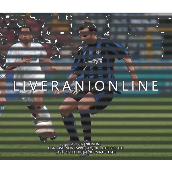 MILANO 14/04/04 QUARTI DI FINALE DI COPPA UEFA 2003/04 INTER-MARSIGLIA NELLA FOTO ZANETTI CRISTIANO PH GIGI ARCAINI/AG.ALDO LIVERANI
