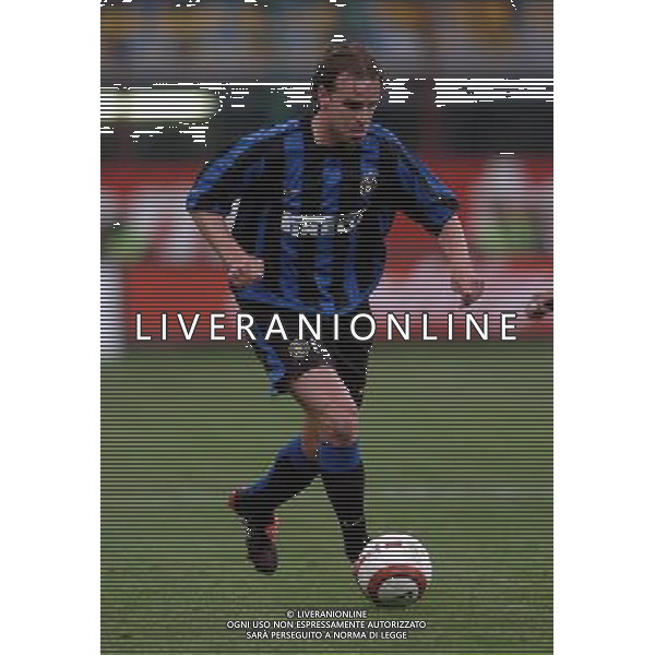 milano 14/04/2004 inter-marsiglia 0:1 quarti di finale di coppa UEFA 2003/04 nella foto van der meyde andy ph marco luzzani/ag aldo liverani s.a.s.