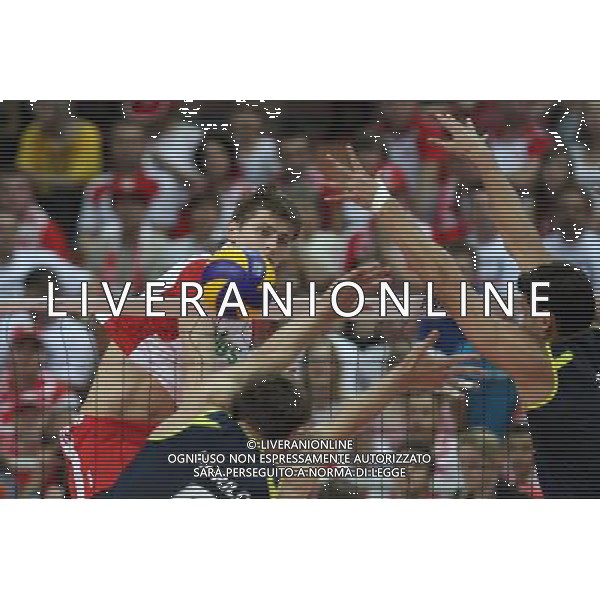 29.06.2011 KATOWICE - SPODEK (KATOWICE, SILESIA, POLAND -SPODEK ARENA), SIATKOWKA MEZCZYZN (VOLLEYBALL MEN\'S), (FIVB MEN\'S VOLLEYBALL), LIGA SWIATOWA 2011 (WORLD LEAGUE 2011) FAZA GRUPOWA (GROUP ROUND) MECZ POLSKA - BRAZYLIA )POLAND - BRASIL) NZ ATAK PIOTR NOWAKOWSKI (L) MURILO (C) FOTO KATARZYNA PLEWCZYNSKA/CYFRASPORT/NEWSPIX.PL --- Newspix.pl *** Local Caption *** www.newspix.pl mail us: info@newspix.pl call us: 0048 022 23 22 222 --- Polish Picture Agency by Ringier Axel Springer Poland