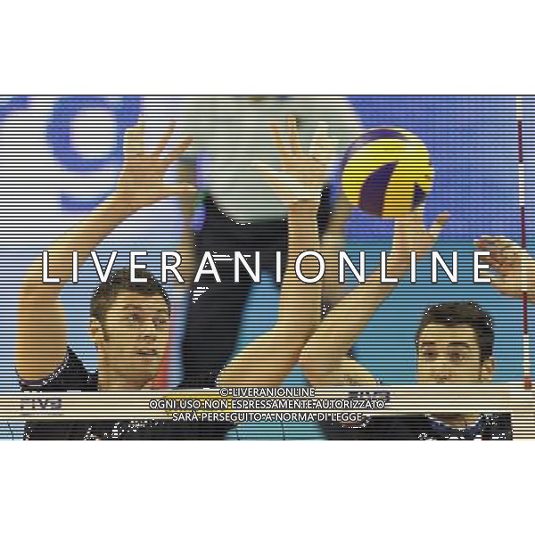 PARMA 29/06/2011 - ITALIA VS CUBA - VOLLEYBALL WORLD LEAGUE 2011 - NELLA FOTO: SIMONE BUTI E CRISTIAN SAVANI - FOTO FRANCESCA SOLI / AGENZIA ALDO LIVERANI