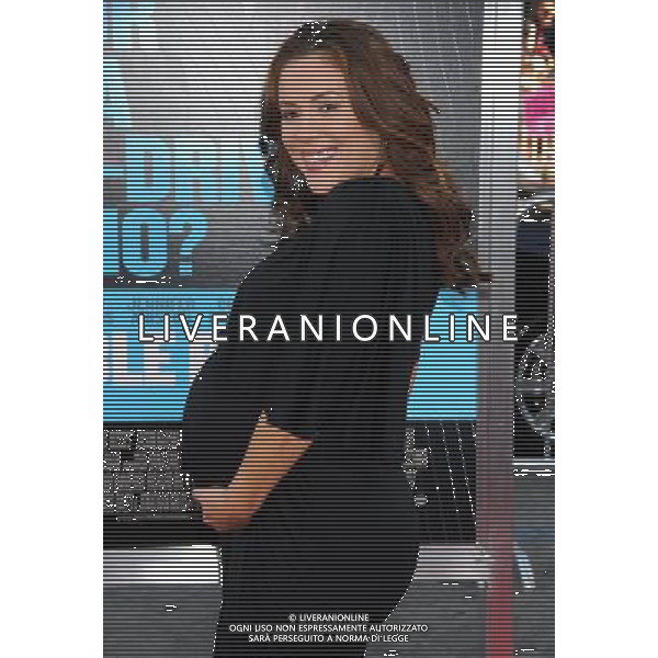 Alyssa Milano \'Horrible Bosses\' World Premiere at the Grauman\'s Chinese Theatre June 30, 2011 - Hollywood, California