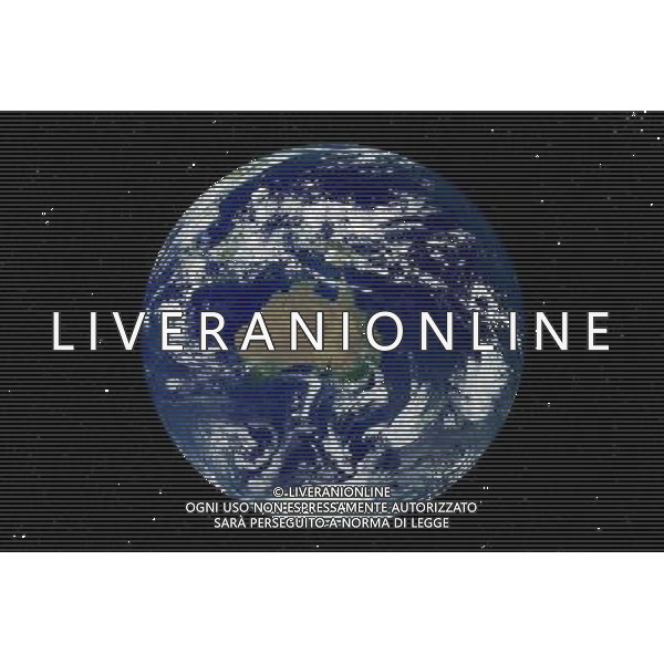 TECNOLOGIA SPAZIALE nella foto: LA TERRA ALDO LIVERANI IFC