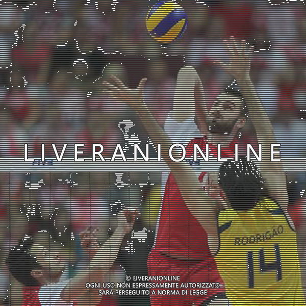 30.06.2011 KATOWICE - SPODEK (KATOWICE,SILESIA POLAND -SPODEK ARENA), SIATKOWKA MEZCZYZN (VOLLEYBALL MEN\'S), LIGA SWIATOWA 2011 - GRUPA B (VOLLEYBALL WORLD LEAGUE 2010 - PREELIMINARY ROUNDPOOL B GAME), MECZ POLSKA - BRAZYLIA (GAME POLAND - BRAZIL) NZ LUKASZ ZYGADLO (L), MARCIN MOZDZONEK (C), RODRIGAO (P) FOTO LUKASZ GROCHALA/ CYFRASPORT/NEWSPIX.PL --- Newspix.pl *** Local Caption *** www.newspix.pl mail us: info@newspix.pl call us: 0048 022 23 22 222 --- Polish Picture Agency by Ringier Axel Springer Poland