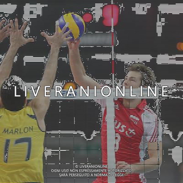 30.06.2011 KATOWICE - SPODEK (KATOWICE,SILESIA POLAND -SPODEK ARENA), SIATKOWKA MEZCZYZN (VOLLEYBALL MEN\'S), LIGA SWIATOWA 2011 - GRUPA B (VOLLEYBALL WORLD LEAGUE 2010 - PREELIMINARY ROUNDPOOL B GAME), MECZ POLSKA - BRAZYLIA (GAME POLAND - BRAZIL) NZ MARLON (L), MICHAL KUBIAK (P) FOTO LUKASZ GROCHALA/ CYFRASPORT/NEWSPIX.PL --- Newspix.pl *** Local Caption *** www.newspix.pl mail us: info@newspix.pl call us: 0048 022 23 22 222 --- Polish Picture Agency by Ringier Axel Springer Poland