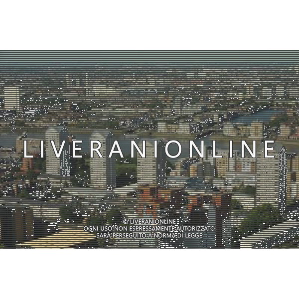 A general view of canal barges in Canary Wharf 29th June 2011 picture by Marc Larkin/LFI/Photoshot.