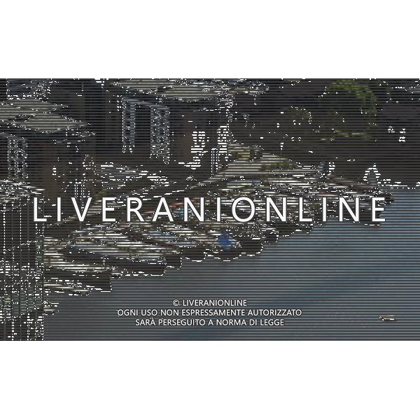 A general view of canal barges in Canary Wharf 29th June 2011 picture by Marc Larkin/Photoshot.