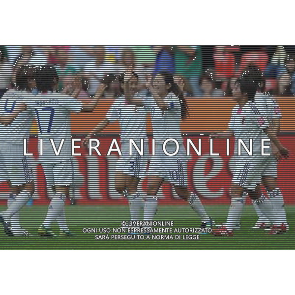 LEVERKUSEN, July 1, 2011 ()Homare Sawa(4th, L) of Japan celebrates with her teammates during the second round Group B match between Japan and Mexico at the FIFA Women\'s World Cup Germany 2011 in Leverkusen, Germany, July 1, 2011. (/Wu Wei)(wll)