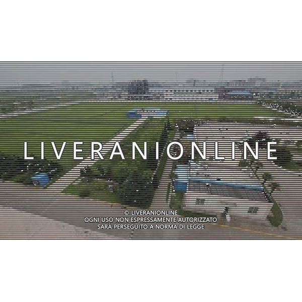 NANTONG, June 29, 2011 Photo taken on May 30, 2011 shows almost half of Dow AgroSciences China Ltd. is covered with lawn in Nantong City, east China\'s Jiangsu Province. Dow AgroSciences, a wholly owned subsidiary of The Dow Chemical Company and one of the world\'s top five agrochemical companies, entered Chinese market in the 1970s as the first batch of foreign companies investing in China. After more than 30 years of development in China, Dow AgroSciences is now able to annually rake in 100 million US dollars of sales revenues from China. Though having set foothold in China for years, the agrichemical company did not set up its China headquarter until May this year when Dow AgroSciences China Ltd. decided to make its pesticide manufacturing joint venture Nantong DAS Chemical Co., Ltd. as a headquarter. It is by no means a rash decision as the US based company had observed the plant as well as China\'s investment environment for nearly 10 years. DAS Chemical Co., Ltd. was established in 2001 and since then the plant has been engaged in production of Dithane M 45, a heavyweight pesticide product of Dow AgroSciences. Within 10 years, the joint venture grew to be a leading Dithane M 45 supplier to Asia, Europe and Africa partly because of China\'s sound investment environment. This also renders the parent company The Dow Chemical to make a decision to gear up investment in the joint venture in 2010. \'It is sound investment and promising outlook here that attract us most and we will definitely boost our investment in China,\' said LaRoza Jorge, president of Dow AgroSciences Asia Region in May. By far, the production capacity of Nantong DAS Chemical Co., Ltd. has been expanded to 700 metric tons (tonnes) per month from the previous 450 tonnes. Dow AgroSciences also plans to expand both production and R\'D capacities in Nantong DAS Chemical in 2011. In the past dozens of years, AgroSciences built partnership with scores of research institutes and univer